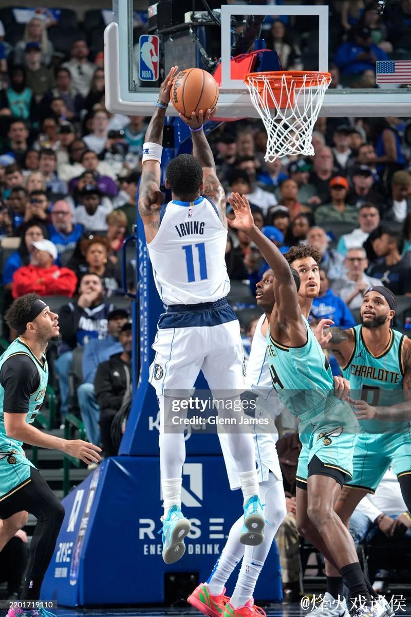 三球44分难救主黄蜂惜败魔术 欧文末节爆发独行侠逆转老鹰 三球44分难救主黄蜂惜败魔术 欧文末节爆发独行侠逆转老鹰