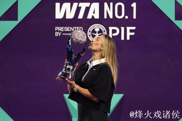 2025赛季WTA年度球员奖项揭晓 萨巴伦卡获最佳球员 2025赛季WTA年度球员奖项揭晓 萨巴伦卡获最佳球员